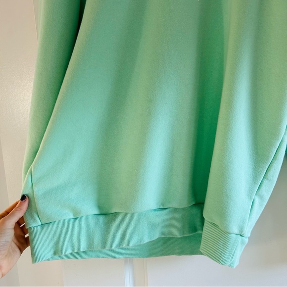 fila varsity sweatshirt - Picture 7 of 7